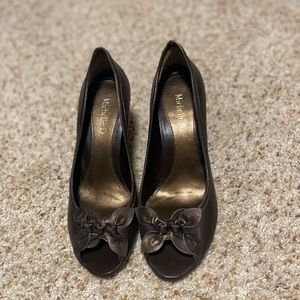 Michelle D heels size 6
